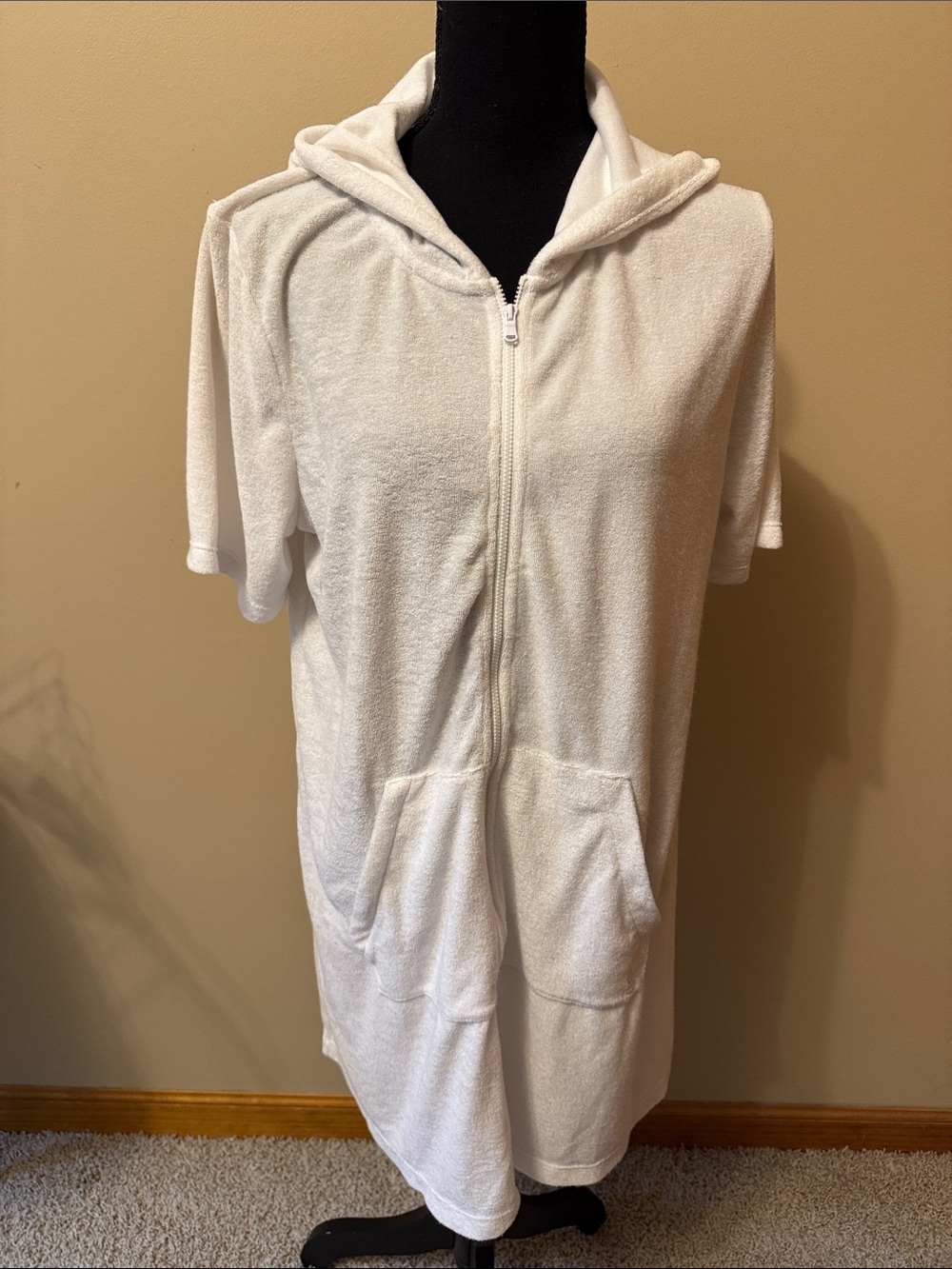 Cuddl Duds Cream Hooded Short-Sleeve Zip-Front Robe